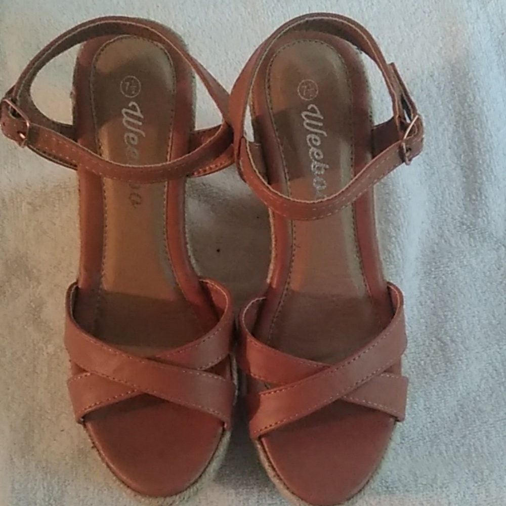 Weeboo Wedge Sandals 7.5
